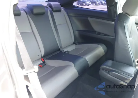 2016 Honda Civic Touring z USA, uszkodzony, nr VIN 2HGFC3B9XGH359765